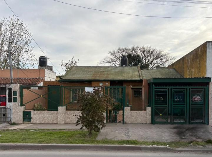 Casa · 150m² · 3 Ambientes · 1 Cochera