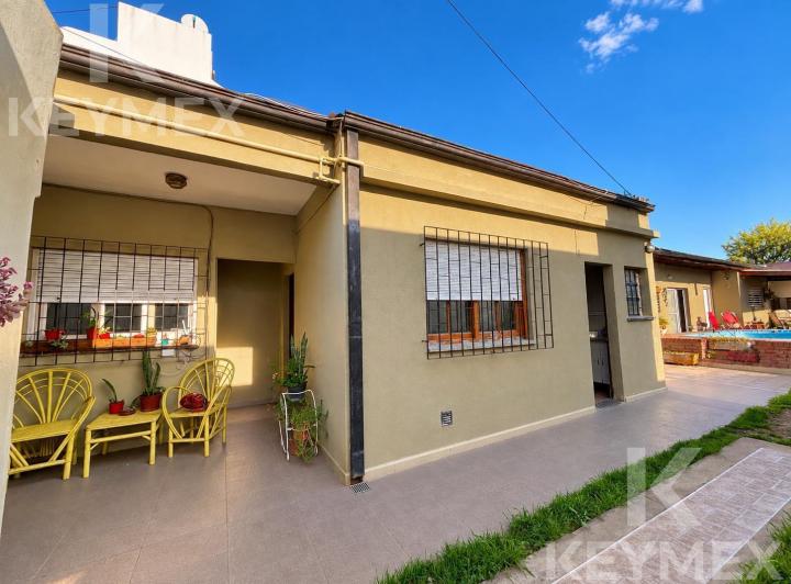 Casa · 150m² · 5 Ambientes · 1 Cochera