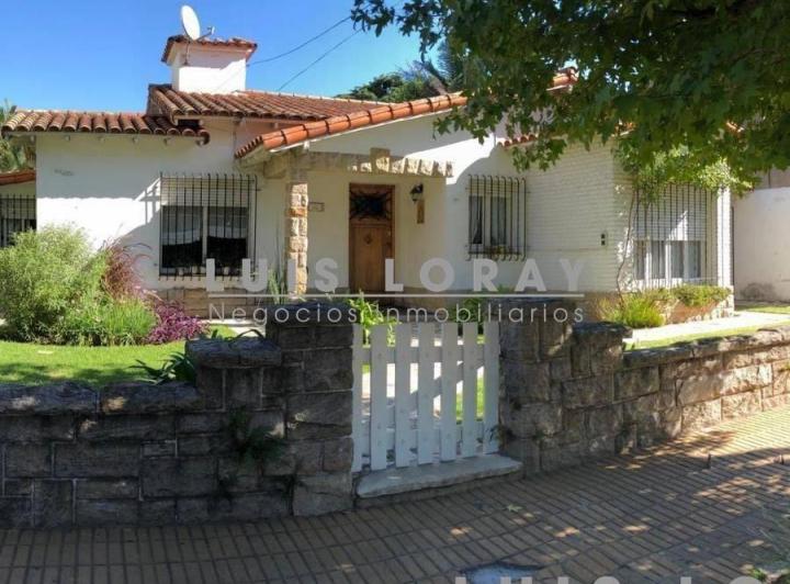 Casa · 392m²