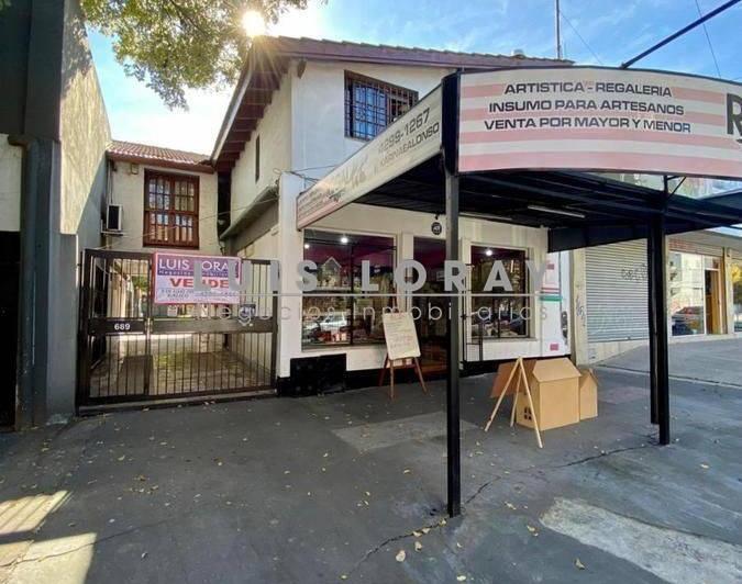 Casa · 290m² · 4 Ambientes · 2 Cocheras