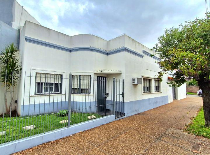 Casa · 120m² · 4 Ambientes · 1 Cochera
