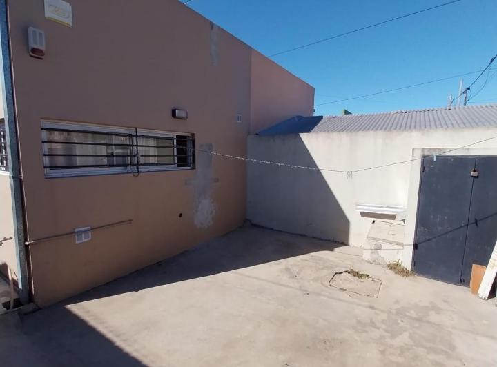 Casa · 65m² · 2 Dormitorios · 1 Cochera