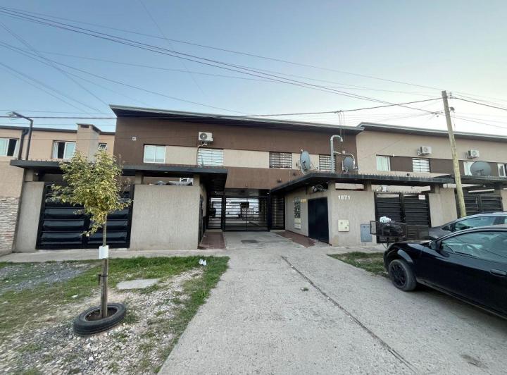 Casa · 51m² · 3 Ambientes · 1 Cochera
