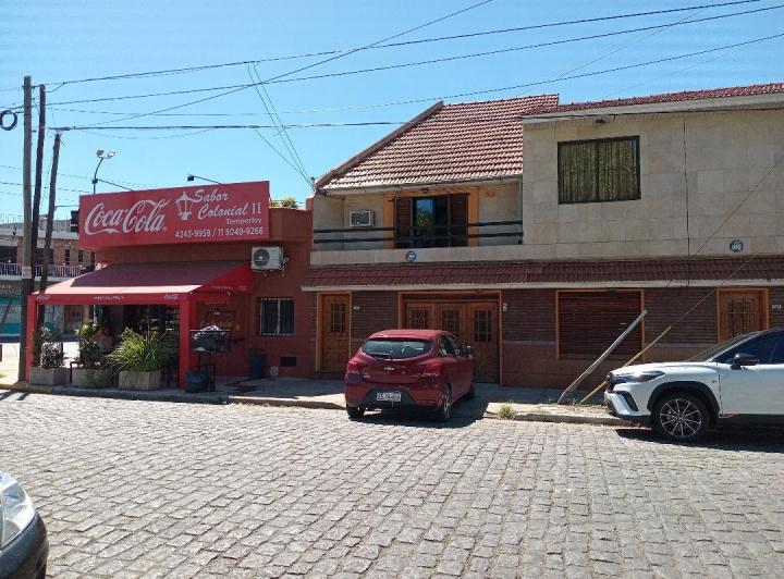 Casa · 140m² · 4 Ambientes · 1 Cochera