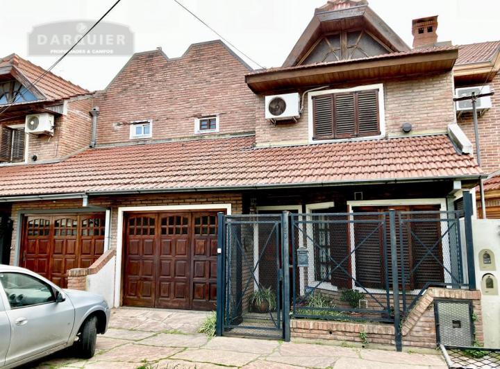 Casa · 121m² · 3 Dormitorios