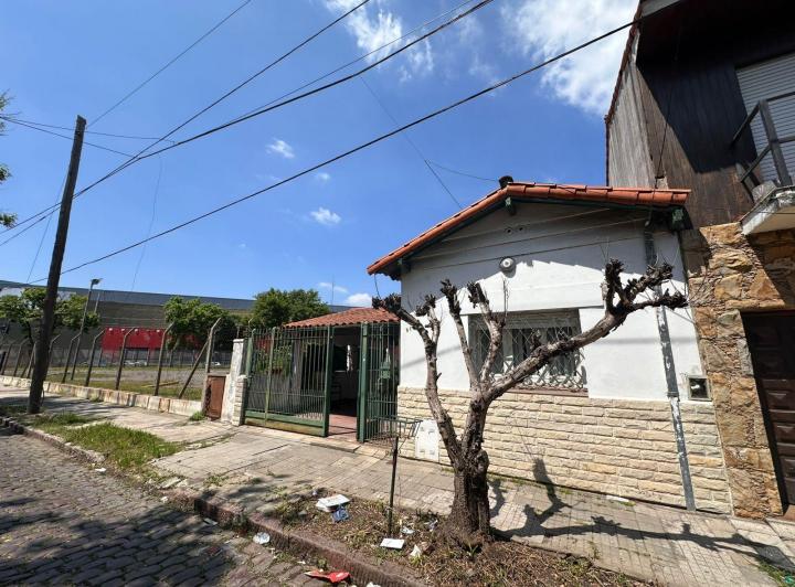 Casa · 100m² · 4 Ambientes · 1 Cochera