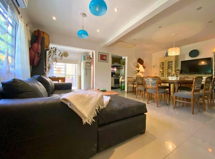 Casa · 100m² · 3 Ambientes · 2 Cocheras