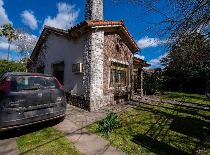 Casa · 110m² · 4 Ambientes · 1 Cochera