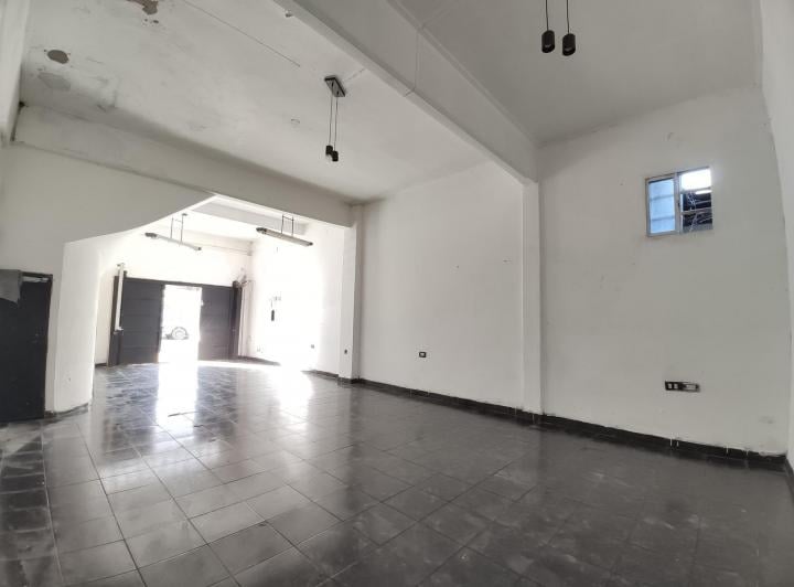 Casa · 172m² · 3 Ambientes · 2 Cocheras