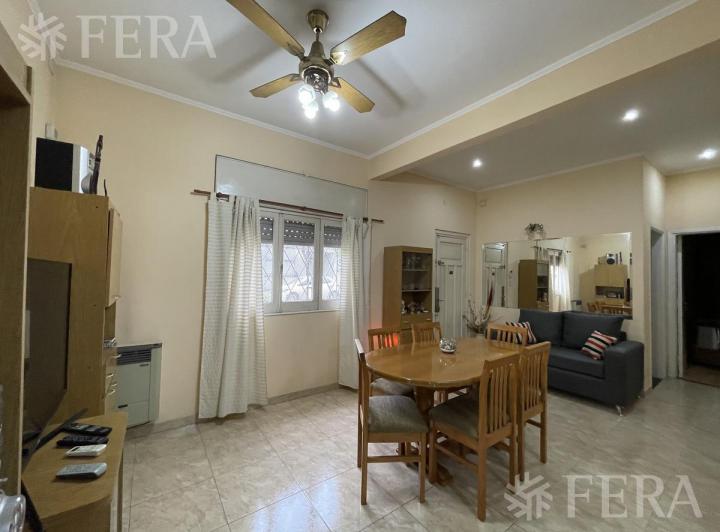 Casa · 103m² · 3 Ambientes · 1 Cochera