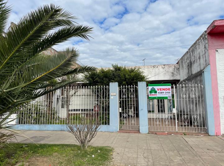 Casa · 120m² · 4 Ambientes · 2 Cocheras