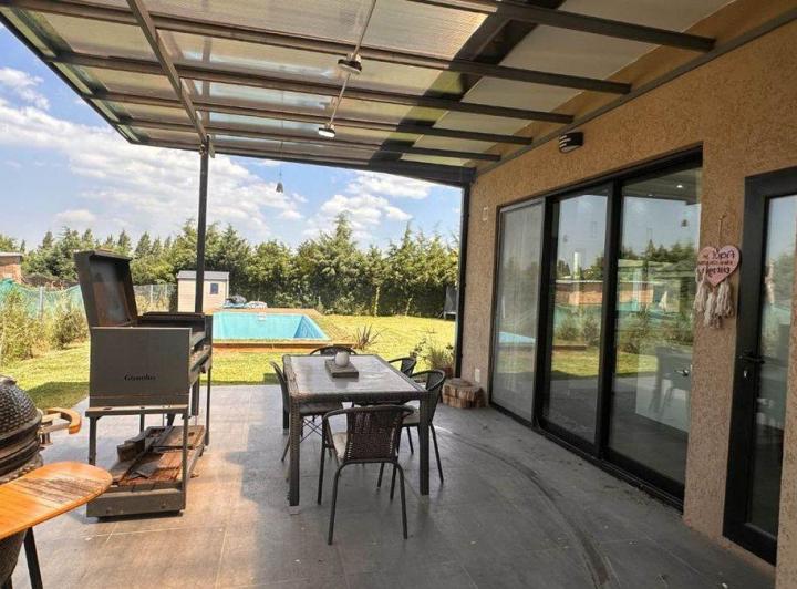 Casa · 300m² · 4 Ambientes