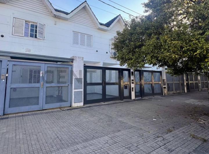 Casa · 65m² · 3 Ambientes · 1 Cochera