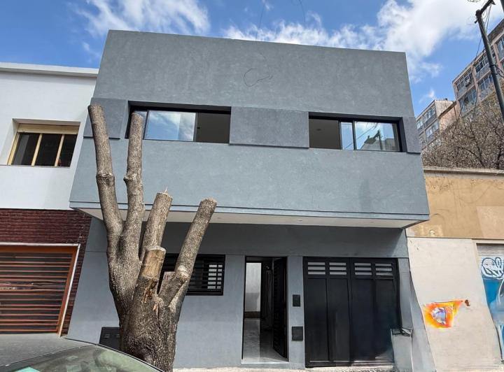 Casa · 128m² · 4 Ambientes · 1 Cochera