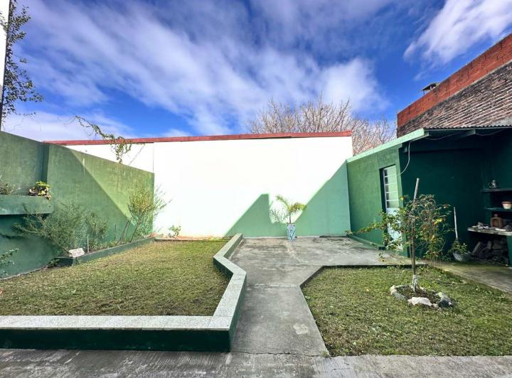Casa · 171m² · 3 Ambientes · 1 Cochera