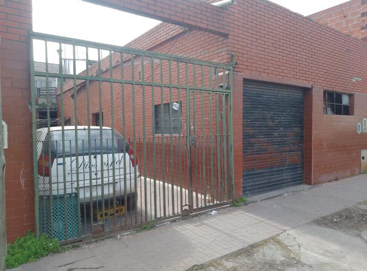 Casa · 150m² · 4 Ambientes · 2 Cocheras
