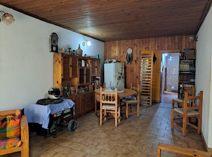 Casa · 165m² · 6 Ambientes · 1 Cochera