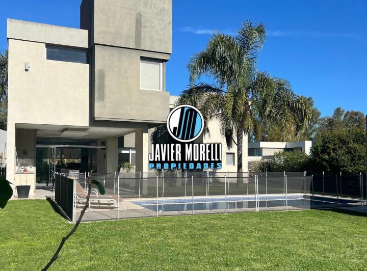 Casa · 350m² · 6 Ambientes