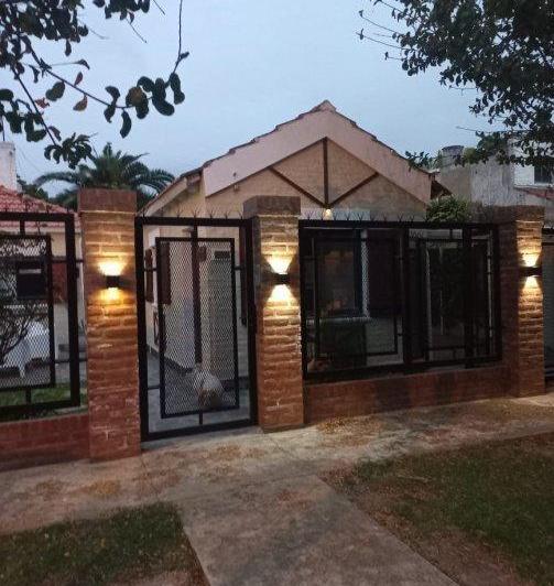Casa · 181m² · 8 Ambientes