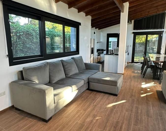 Casa · 250m² · 5 Ambientes
