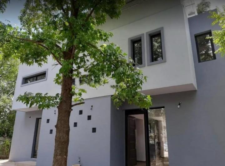 Departamento · 180m² · 4 Ambientes · 2 Cocheras