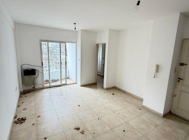 Departamento · 45m² · 2 Ambientes · 1 Cochera