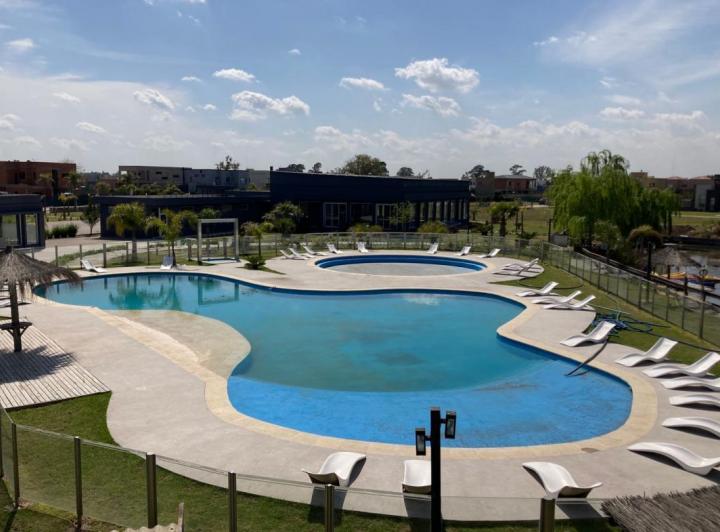 Terreno · 685m²