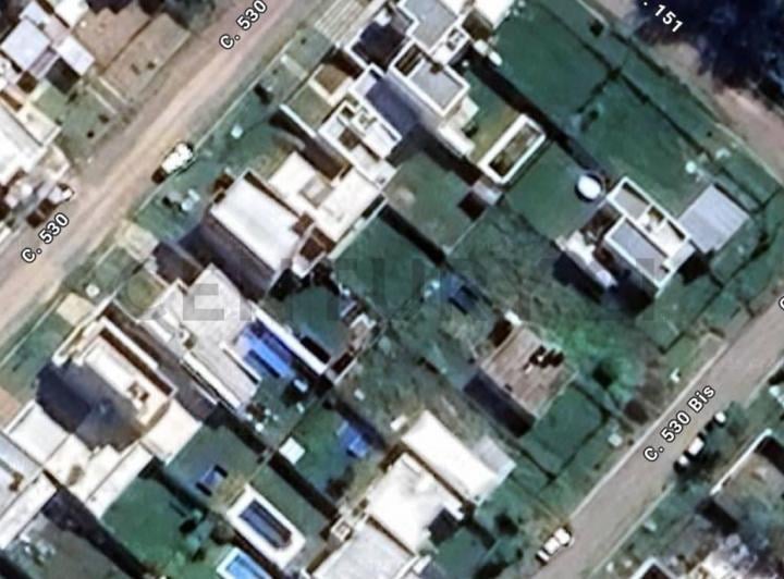 Terreno · 262m²