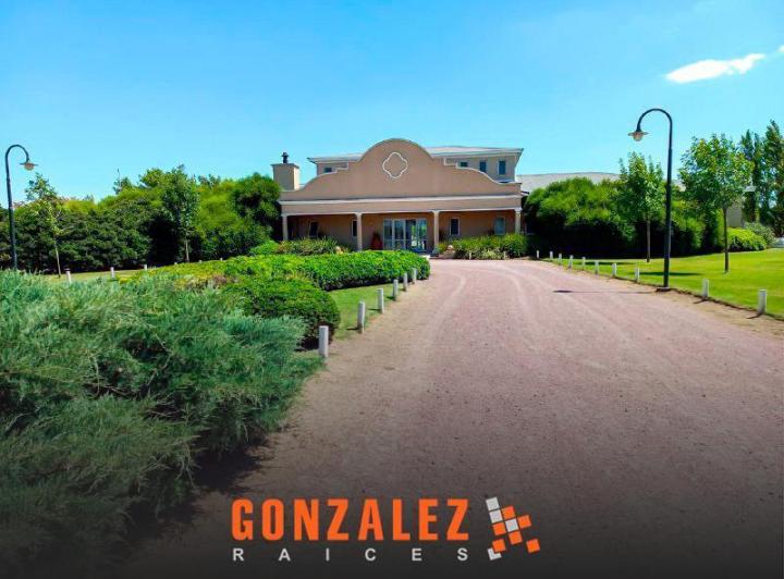 Terreno · 1232m²