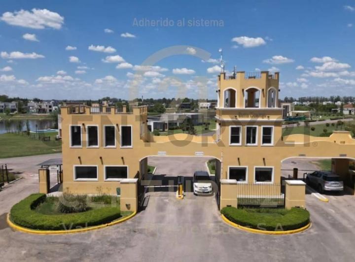 Terreno · 685m²