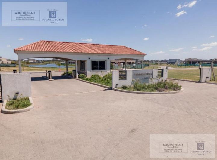 Terreno · 1143m²