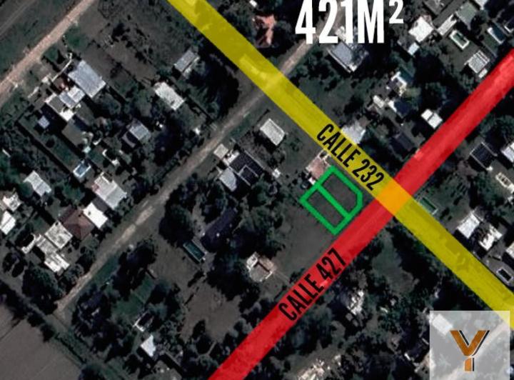 Terreno · 421m²