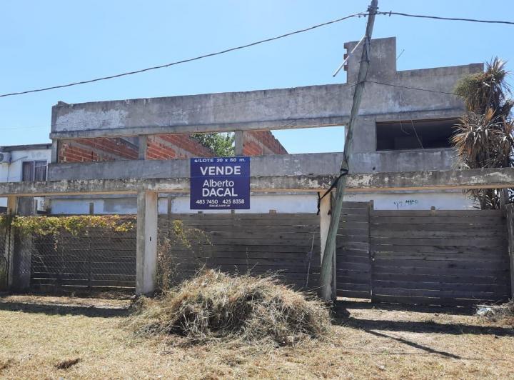 Terreno · 1200m²