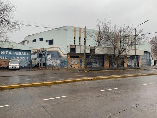 Terreno · 2165m²