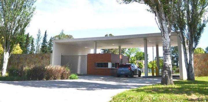 Terreno · 1100m²