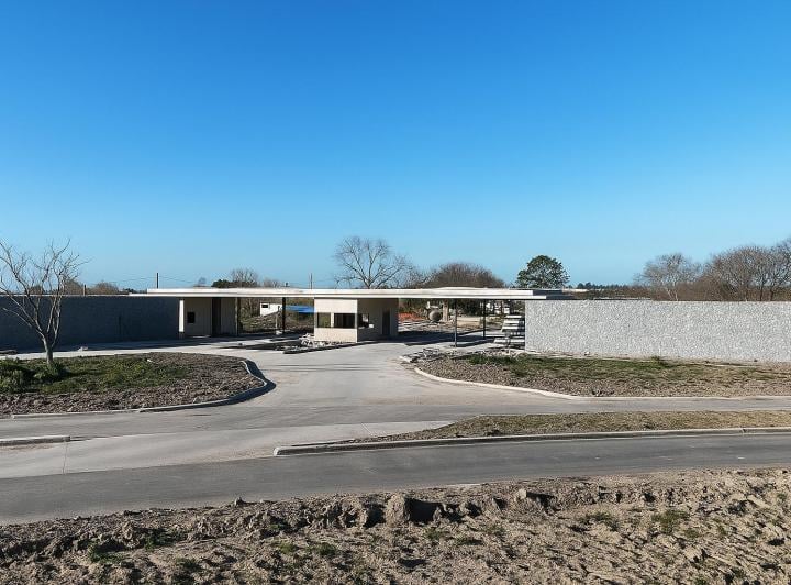 Terreno · 731m²