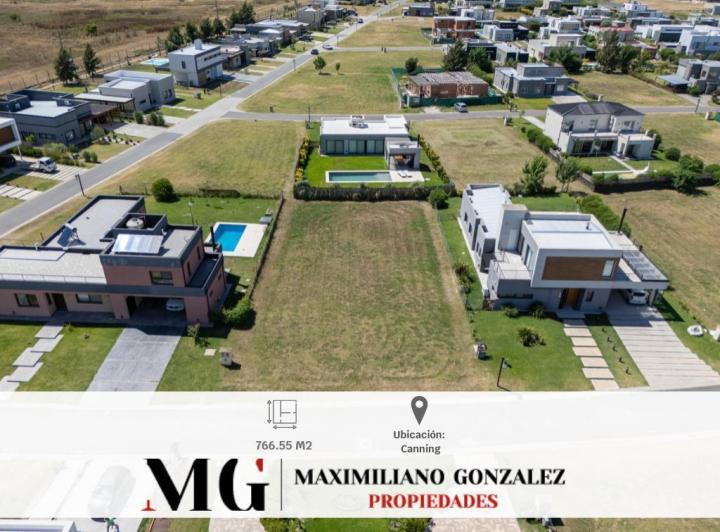 Terreno · 766m²