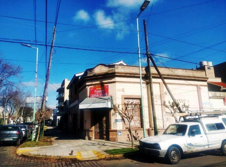 Local comercial · 262m² · 1 Cochera