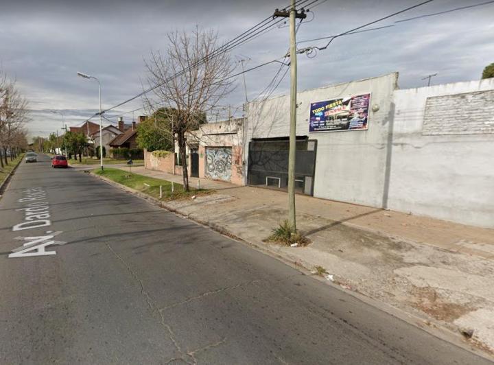 Local comercial · 257m²