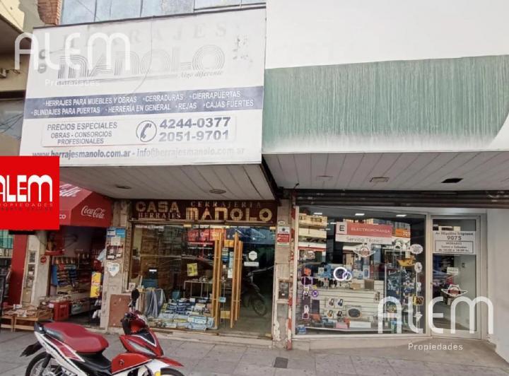 Local comercial · 325m²