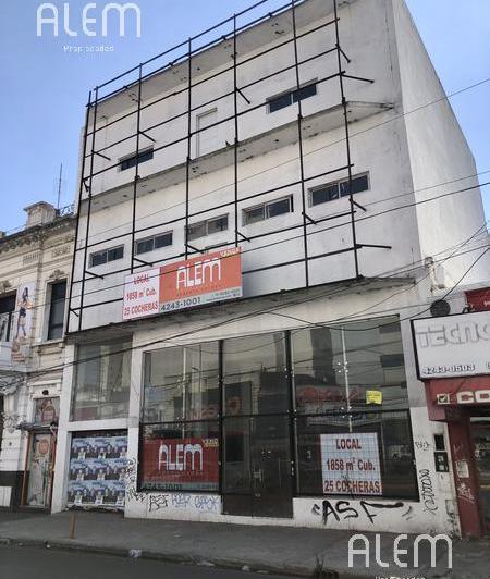 Local comercial · 1850m²