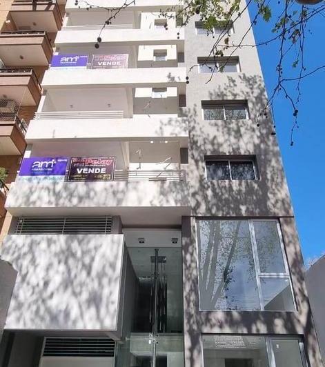 Local comercial · 40ha