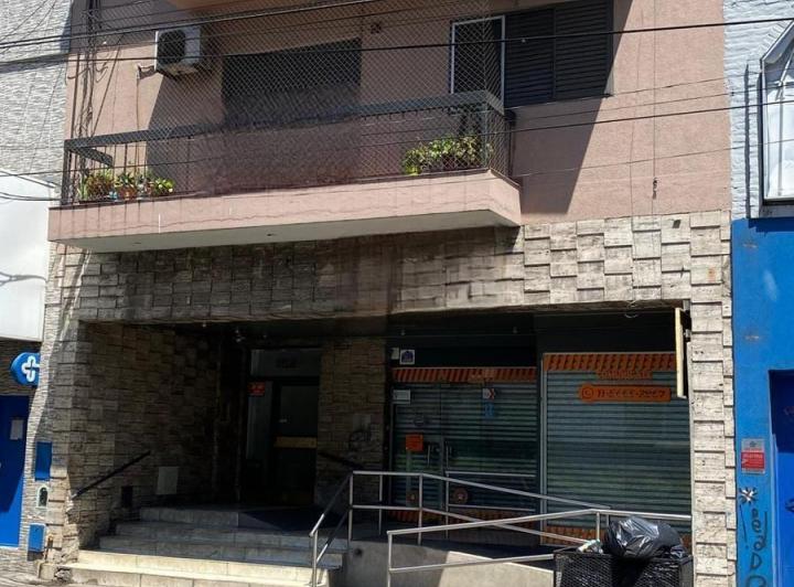 Local comercial · 382m²