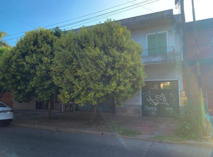 Local comercial · 300m² · 3 Cocheras