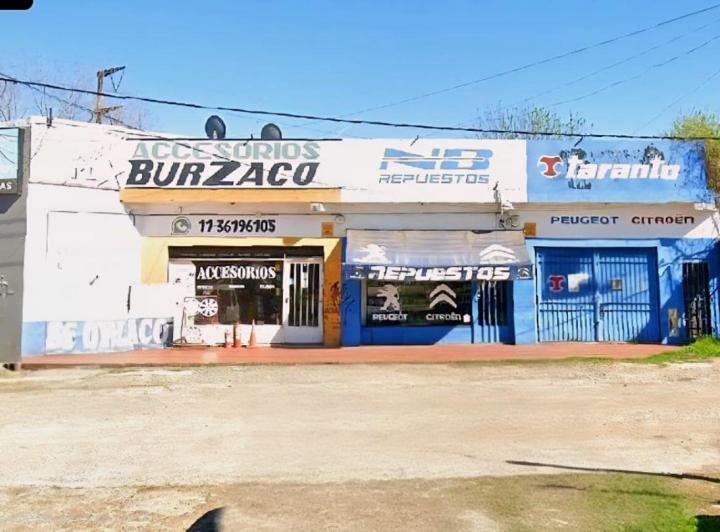 Local comercial · 140m²