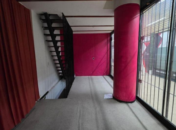 Local comercial · 51m²
