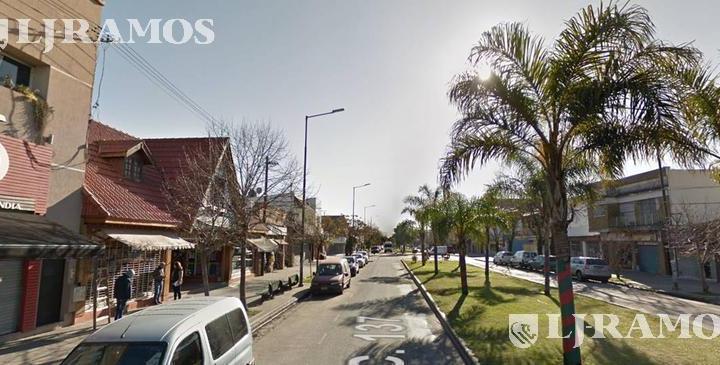 Local comercial · 250m²
