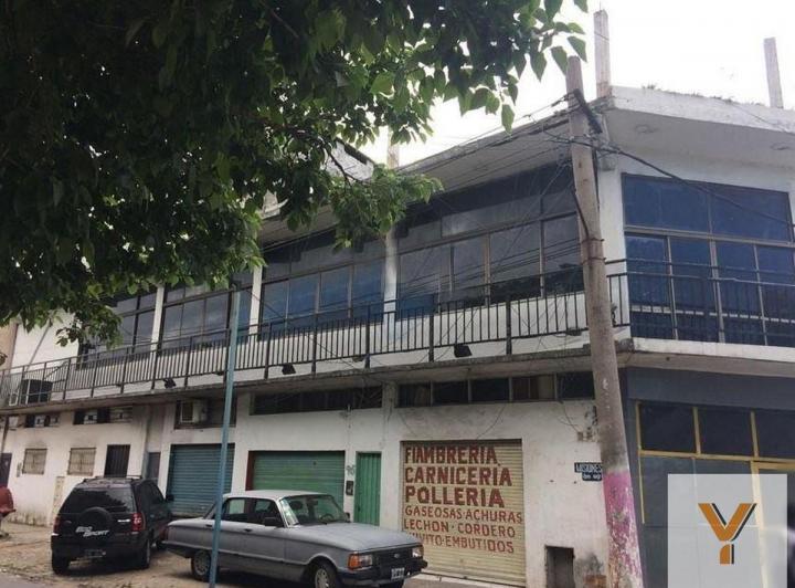 Local comercial · 300m² · 4 Ambientes · 1 Cochera