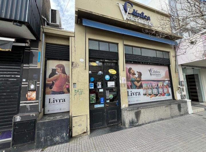 Local comercial · 180m² · 6 Ambientes