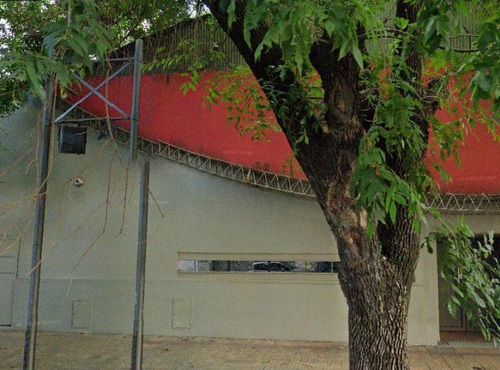 Local comercial · 750m²